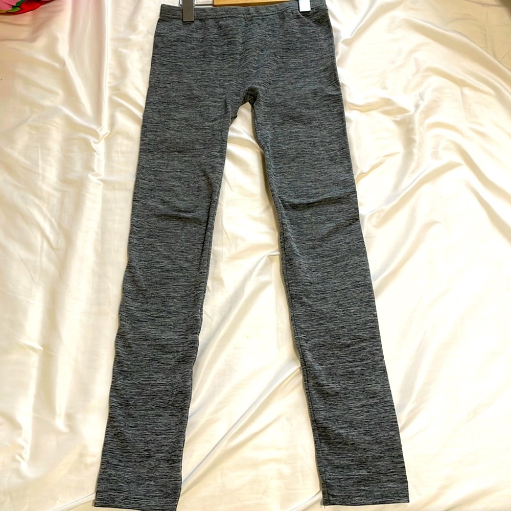 Gray striped pair of yoga pants girls youth 12-14 (L)